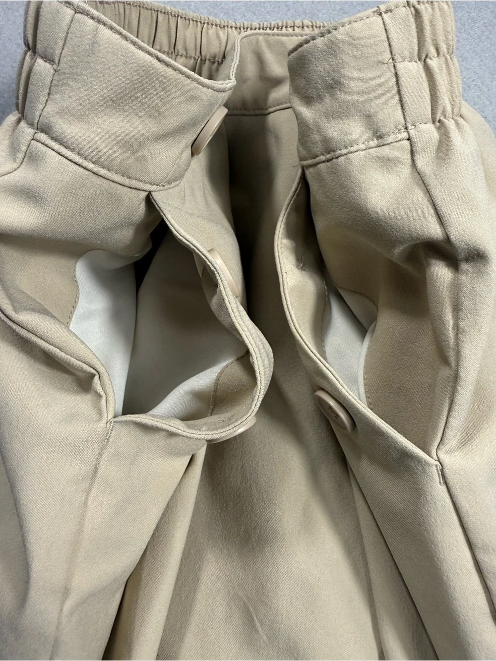 Nautica cream khaki